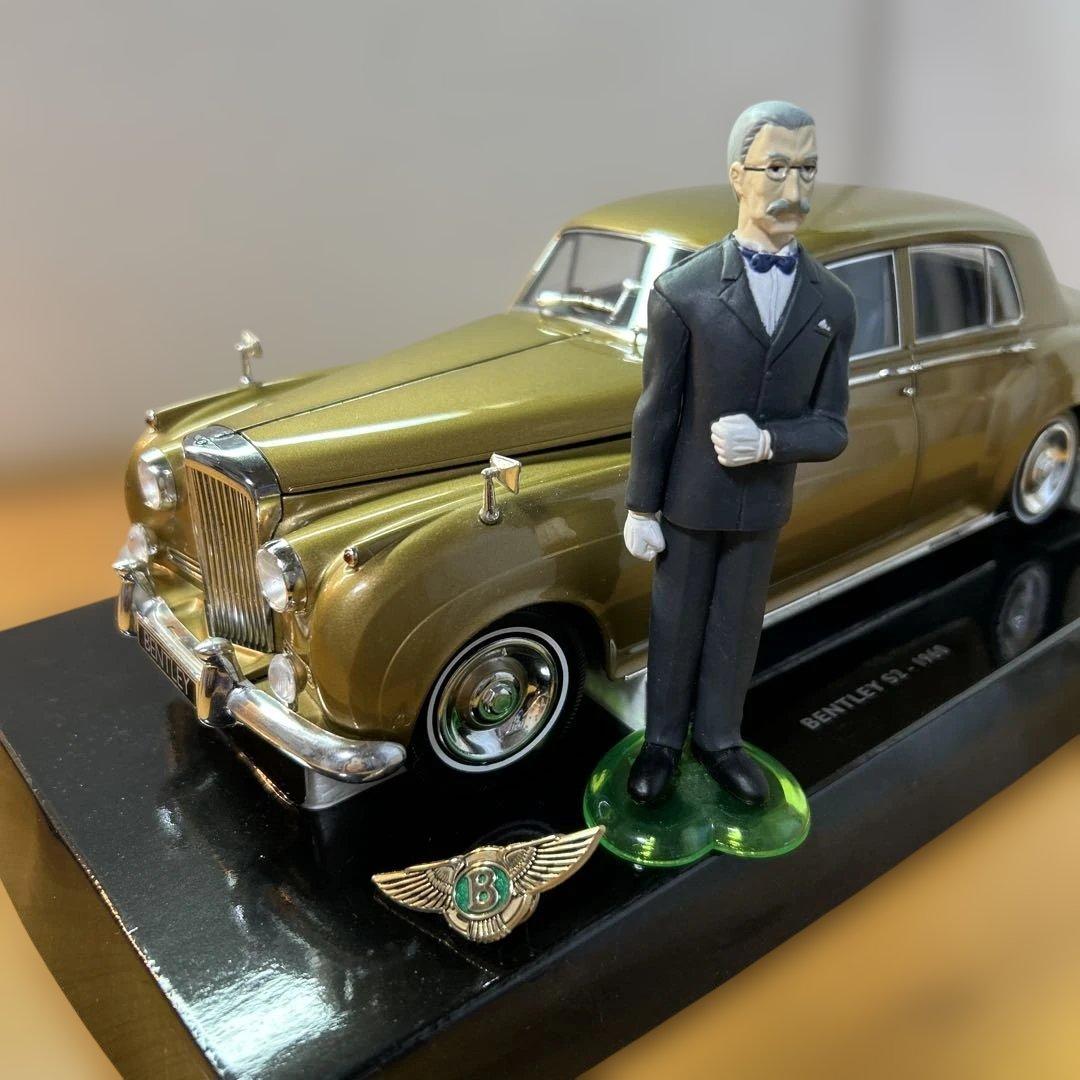 BENTLEY フィギュア付きピンバッチ付き