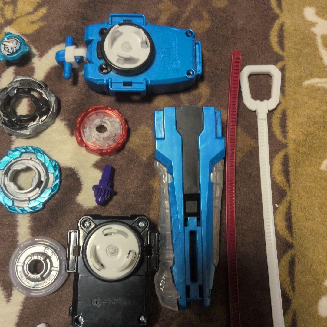 ベイブレードX引退品シューター付き