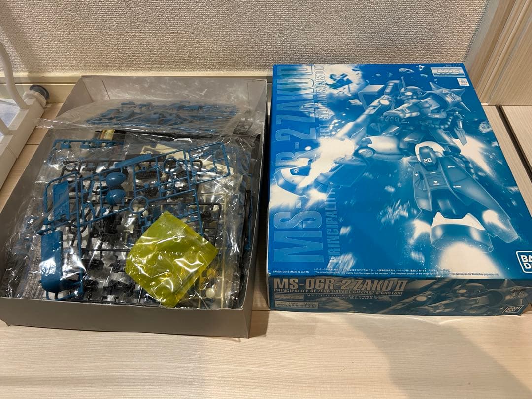 MG 1/100 MS-06R-2 ロバート・ギリアム専用　高機動型ザクII