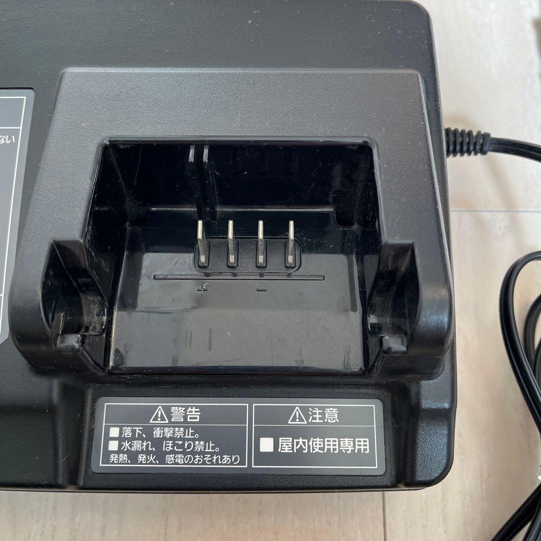 Panasonic電動自転車用充電器 品番NKJ069Z1