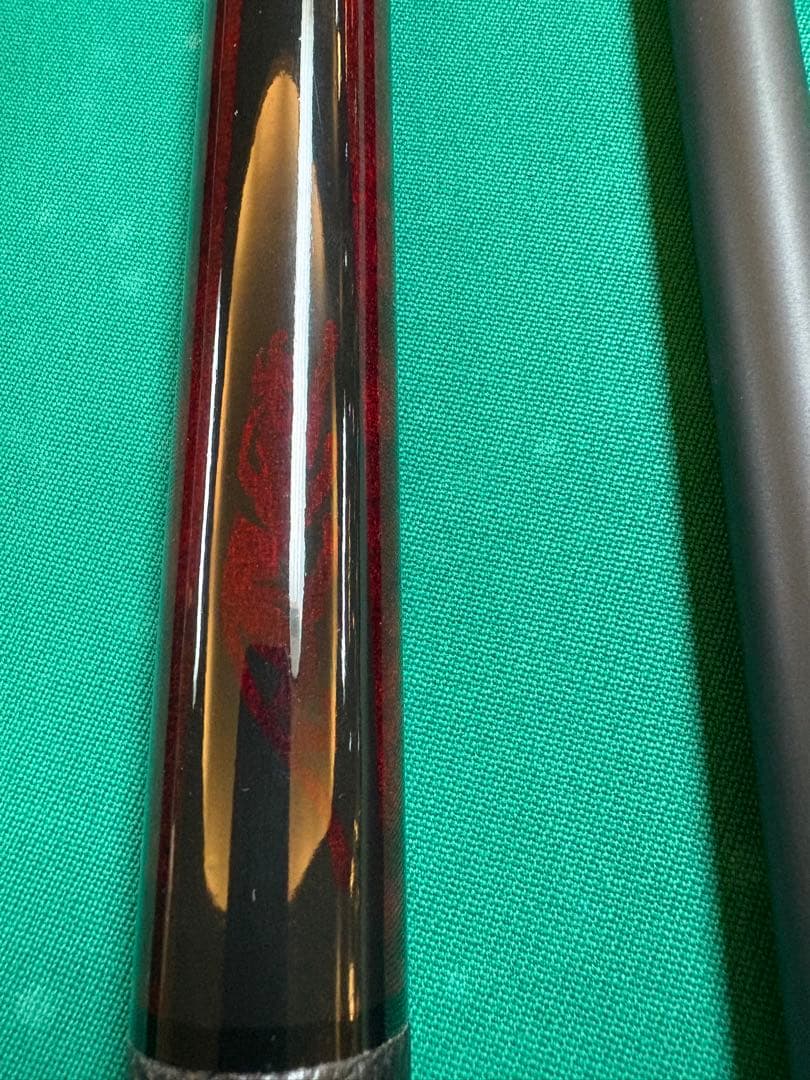 ビリヤードキューエクステンション付き　ユニロックジョイント「プレデターではない」