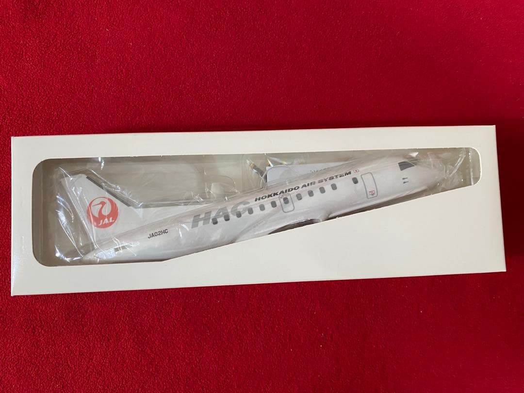 北のドン　 B777-200 1/200 & サーブ340 モデルプレーン