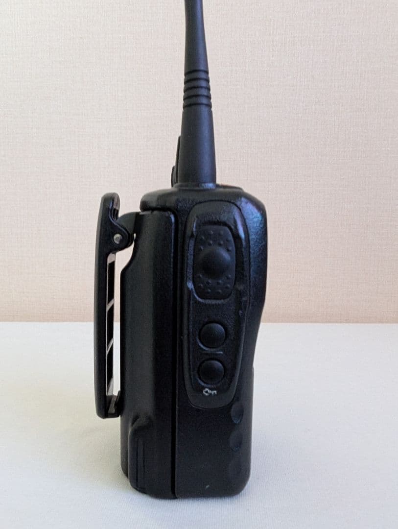 スタンダード デジタル簡易無線機 免許局 VXD450U イヤホンマイク付