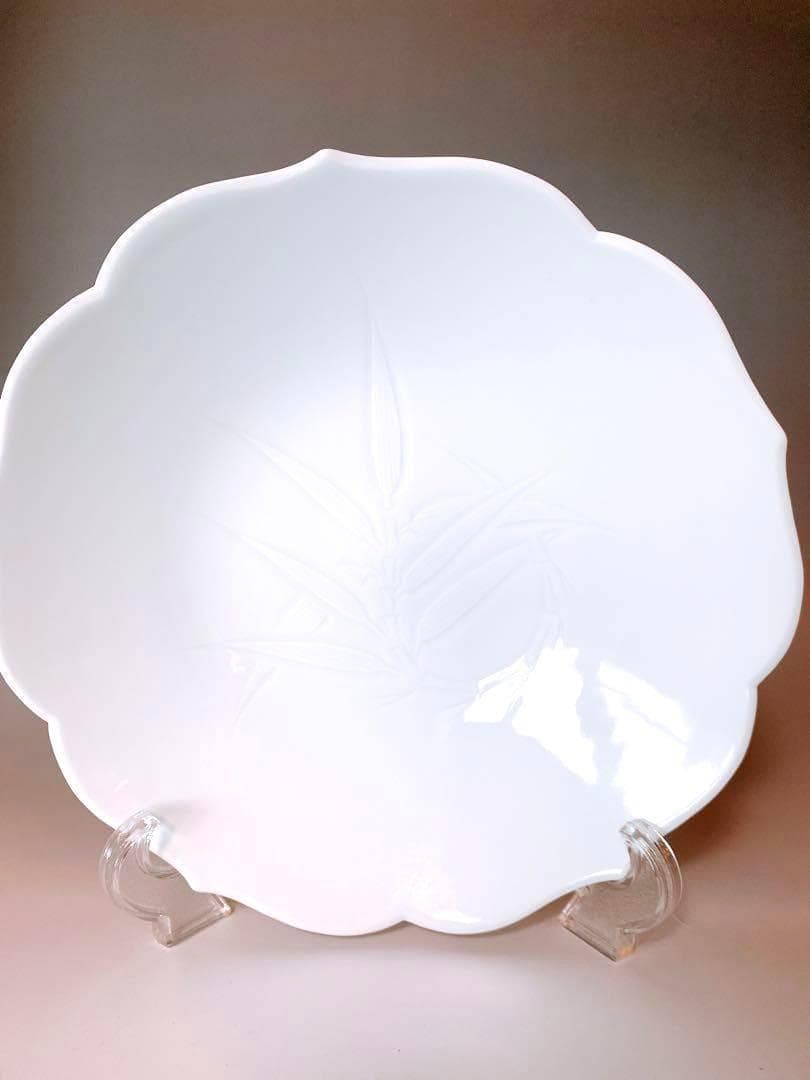 ◆未使用美品◆人間国宝　井上萬二作　白磁　彫文　菓子鉢　有田焼