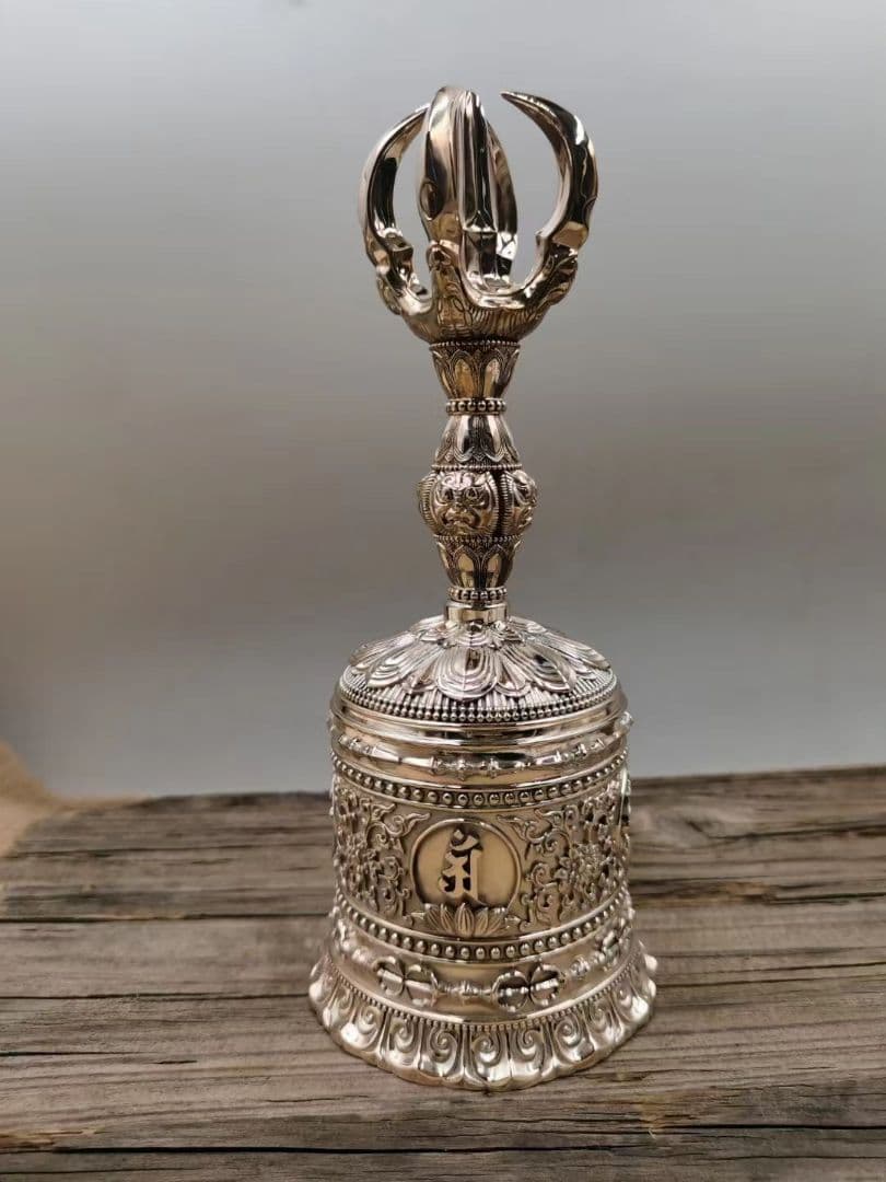 【修縁堂】密教法具 真言宗 鬼面の鈴 金剛鈴 種子字 金剛降魔法器仏具