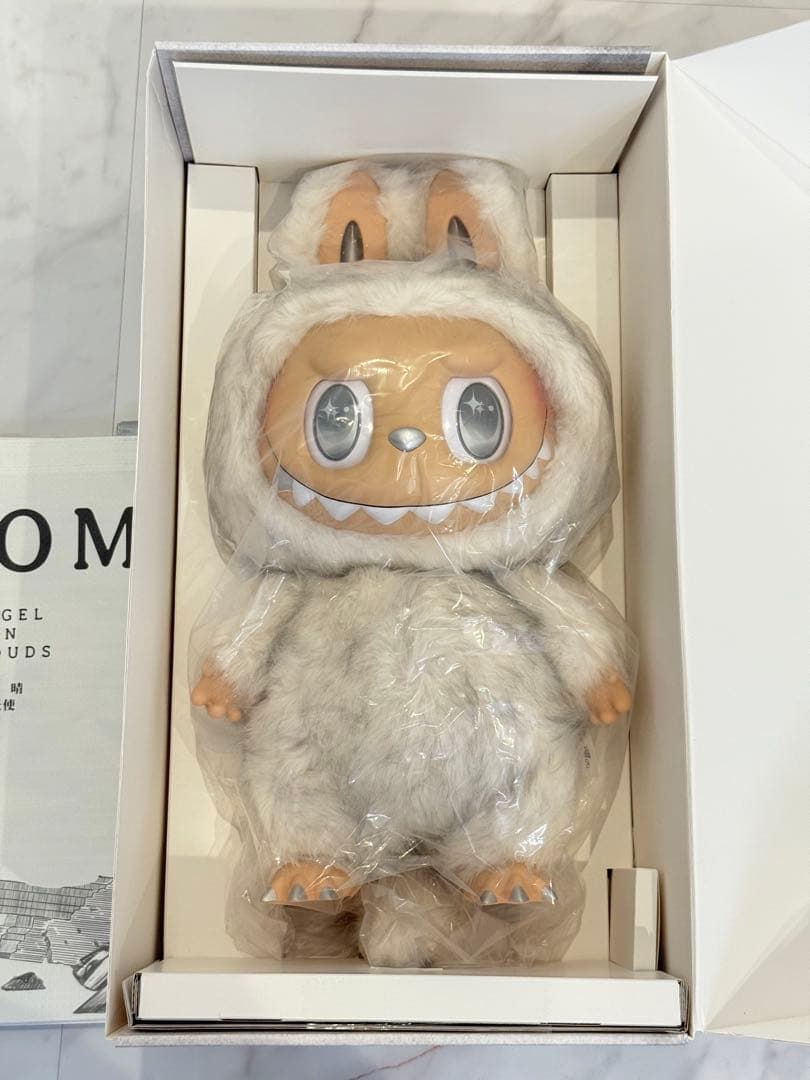 アイドル THE MONSTERS ANGEL IN CLOUDS ZimomLABUBU