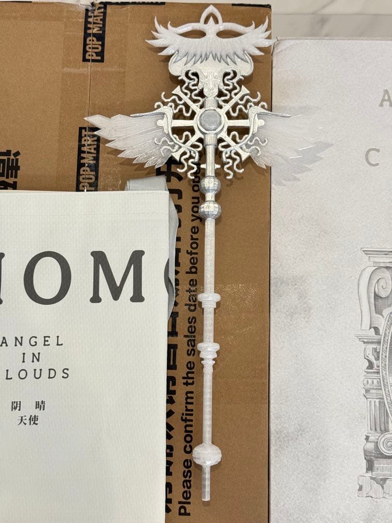 アイドル THE MONSTERS ANGEL IN CLOUDS ZimomLABUBU