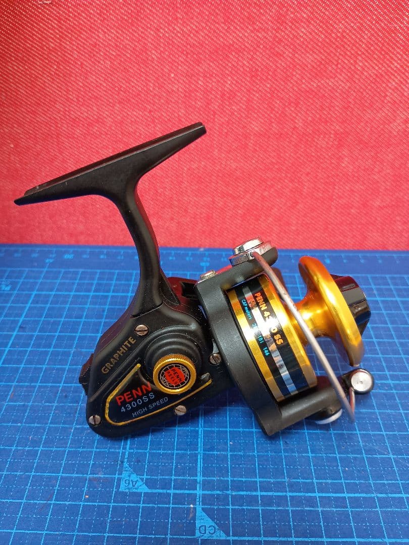 【なまちゃ】PENN 4300SS スピニングリール中古美品