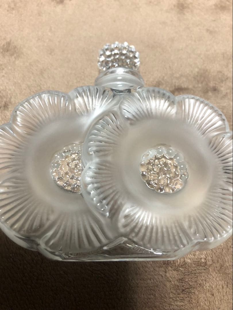 未使用品　Lalique★ラリック★ドゥ フルール　フレグランスボトル（箱汚損）