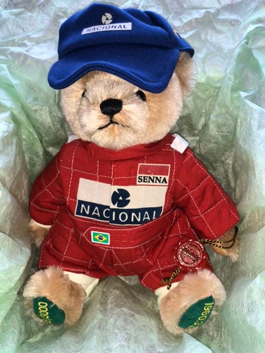 ドイツ HERMANN社製のAyrton Sennaベア