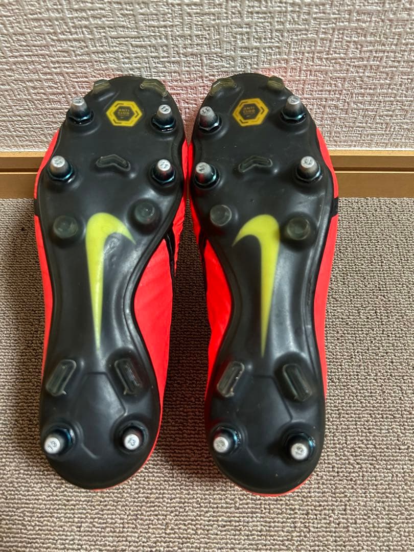 NIKEファントムベノム　SG 26.5cm
