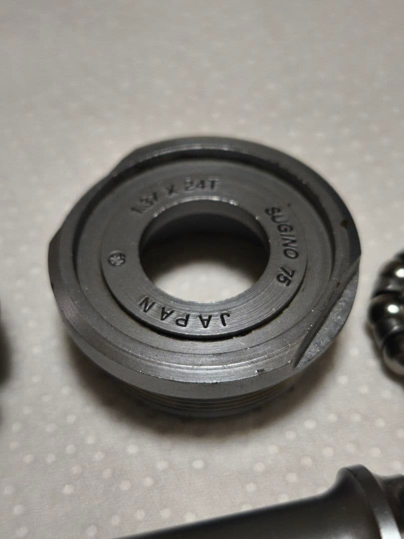 スギノ/SUGINO 75 njs BB ボトムブラケット