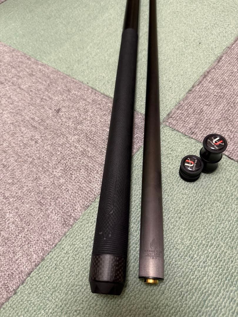 UNIVERSAL ビリヤードブレイクキュー　カーボンシャフト