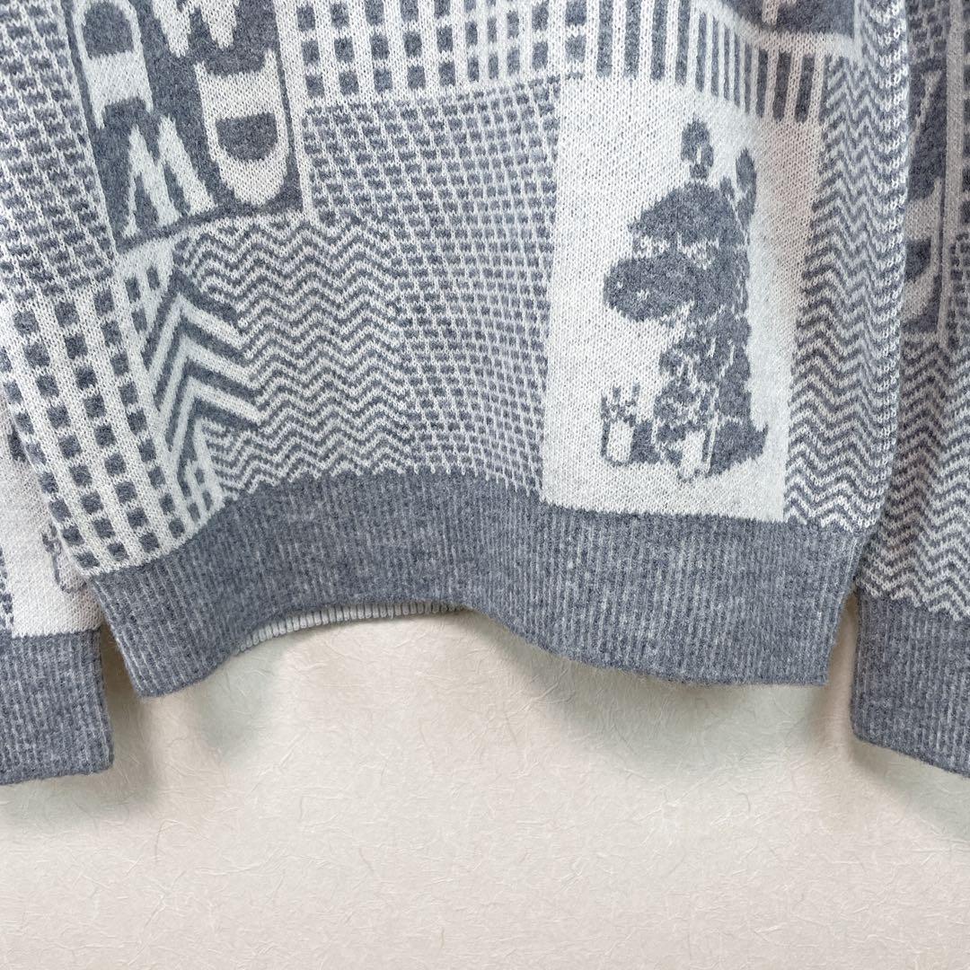 【新品未使用 ダンスウィズドラゴン】キラキラロゴ入りハイネックセーター２号