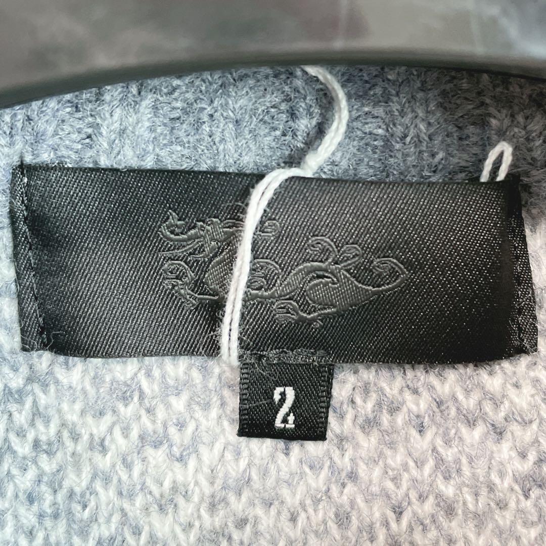 【新品未使用 ダンスウィズドラゴン】キラキラロゴ入りハイネックセーター２号