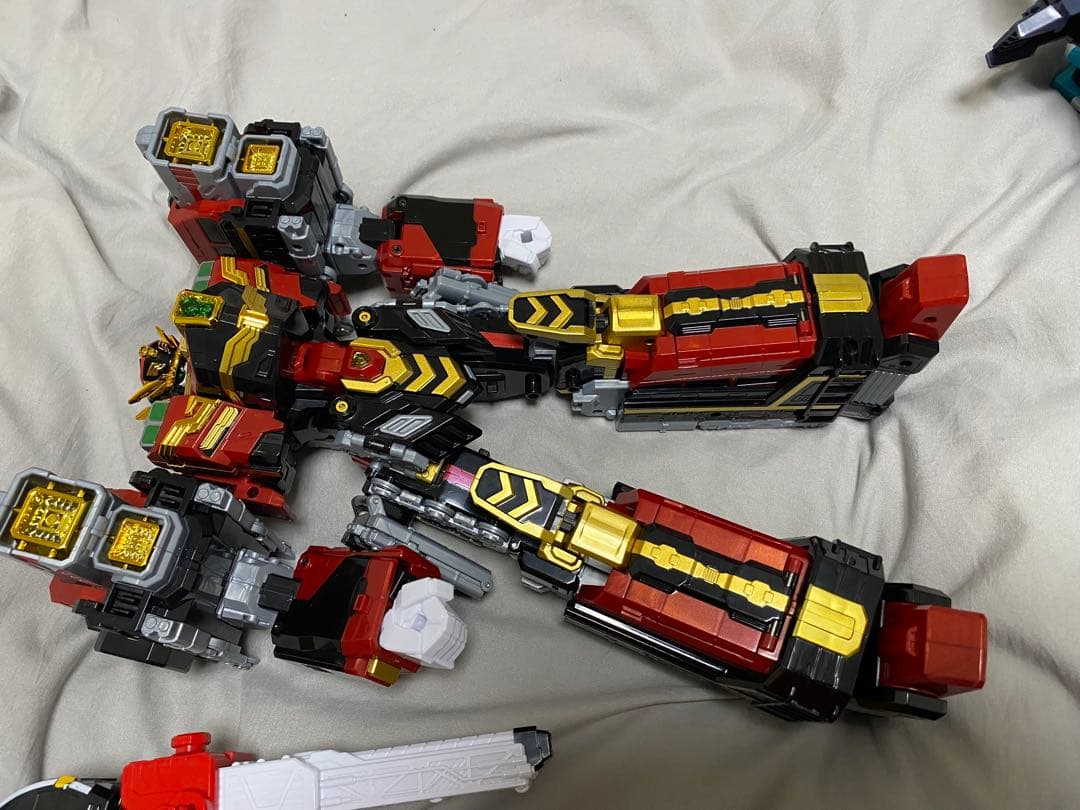 韓国トイ　メタルカードボット　まとめ売り　トランスフォーマー　トボット系