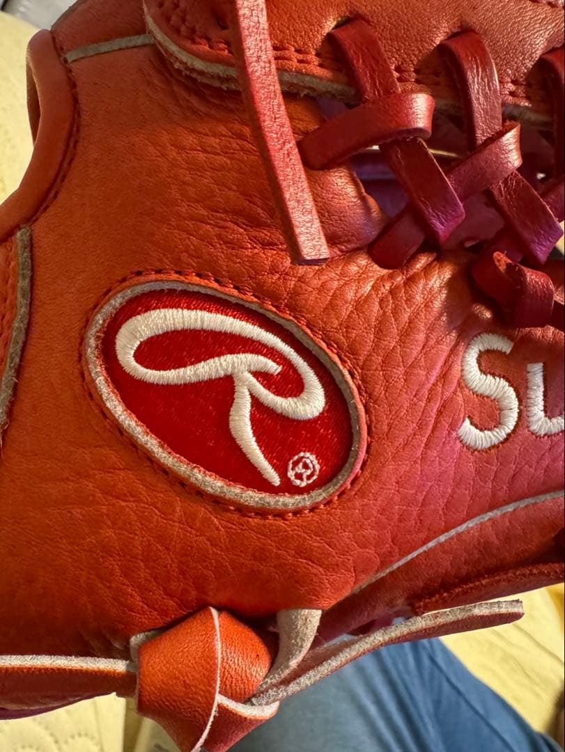 限定品 Rawlings x SUPREMEグローブ