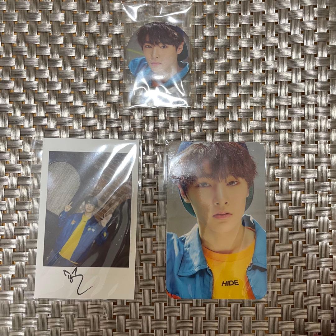 スキズ アイエン デビューショーケース トレカ 缶バッジ