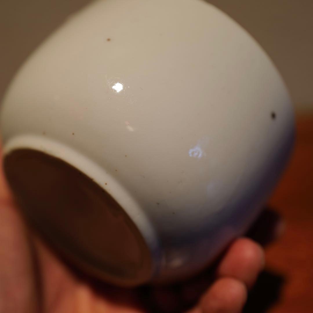 骨董 白磁の蓋付き茶入れ 台湾製 古美術 アンティーク