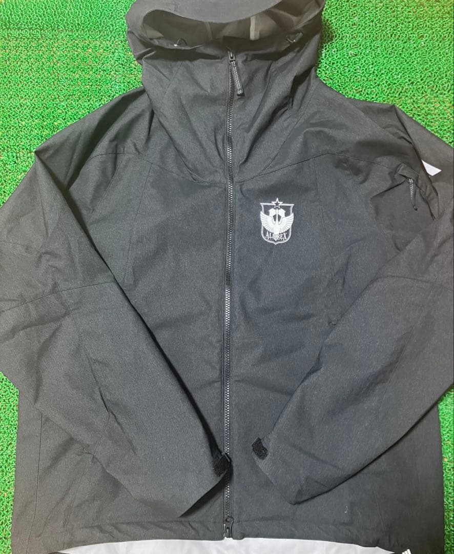 アルビレックス新潟　ウーブンパーカージャケット　サイズＬ