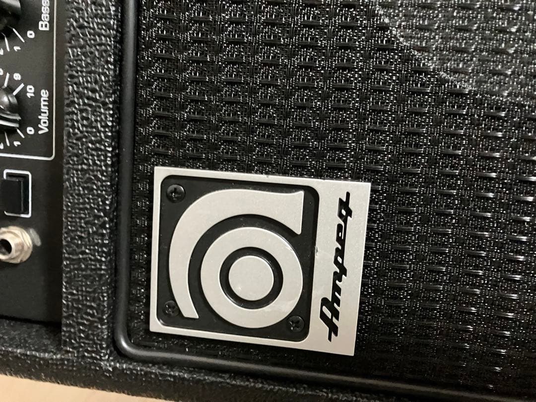 Ampeg BA-108v2 ベースアンプ 25W