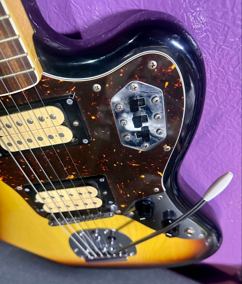 Fender Jaguar Made in Japan ハムバッカー