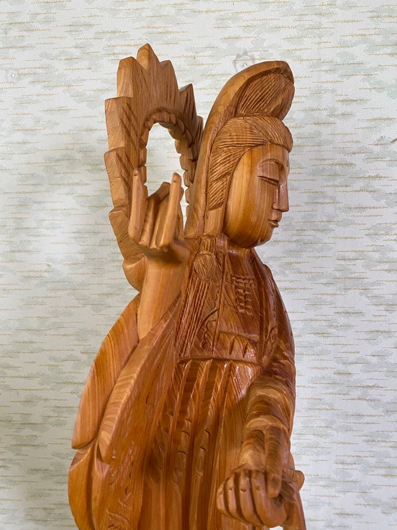 木製 観音像　観音菩薩　立像　仏像　置物　彫刻
