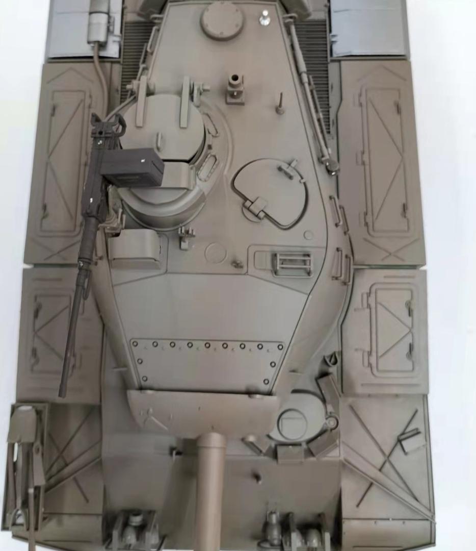 1/16戦車ラジコン　USウォーカーブルドッグ　ヘンロン基板7.0