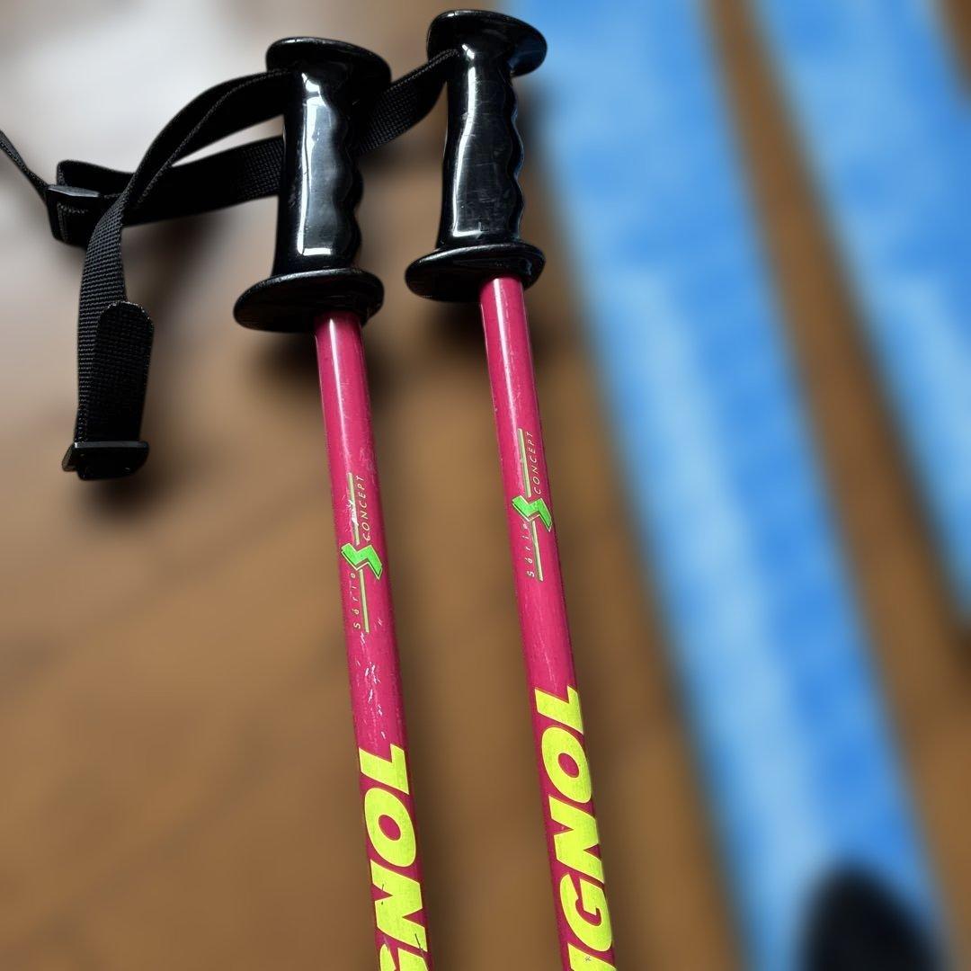 レディース　スキー板とストックセット