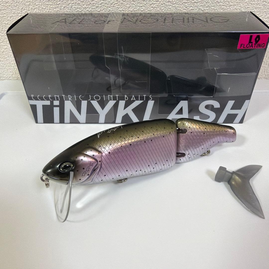 DRTタイニークラッシュLOW マジックトラウト　Magic Trout