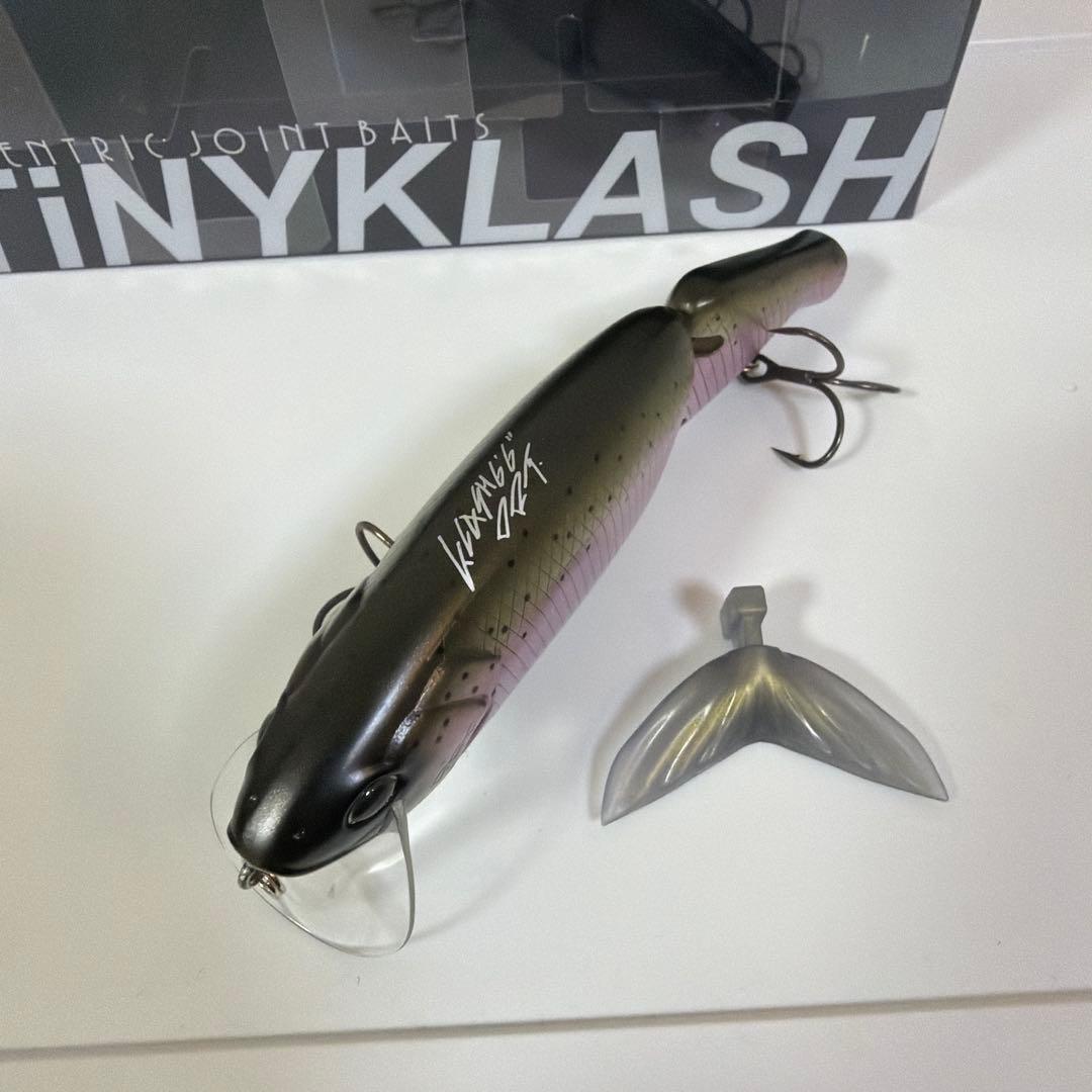 DRTタイニークラッシュLOW マジックトラウト　Magic Trout