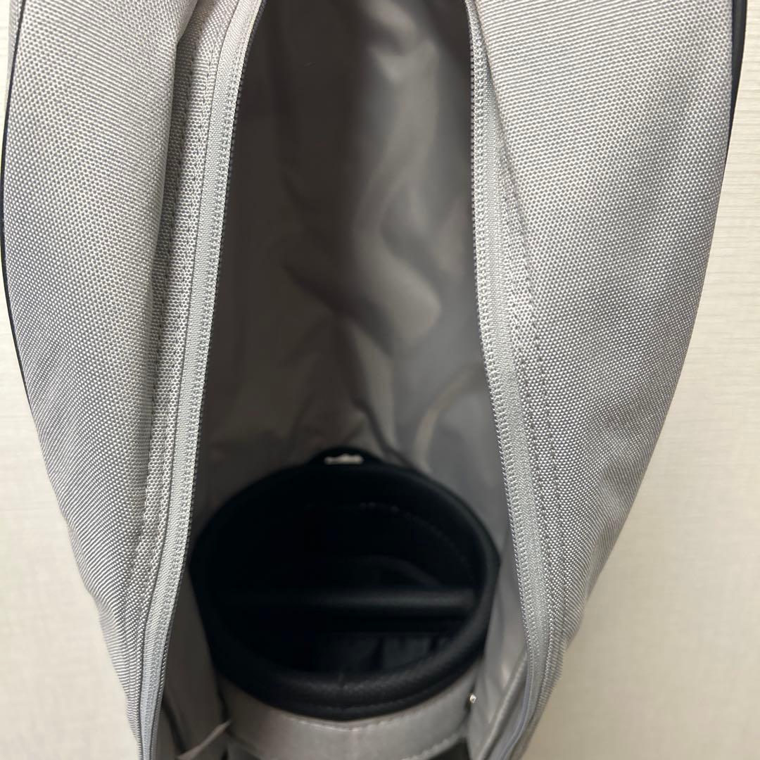 美品 未使用 タイトリスト 細身 キャディバッグ グレー フード付き直立型