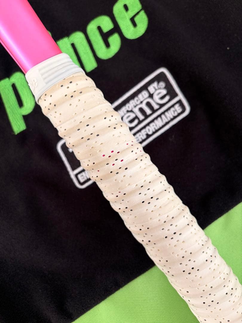 【美品】硬式テニスラケット　Prince BEAST O3 104(限定カラー)