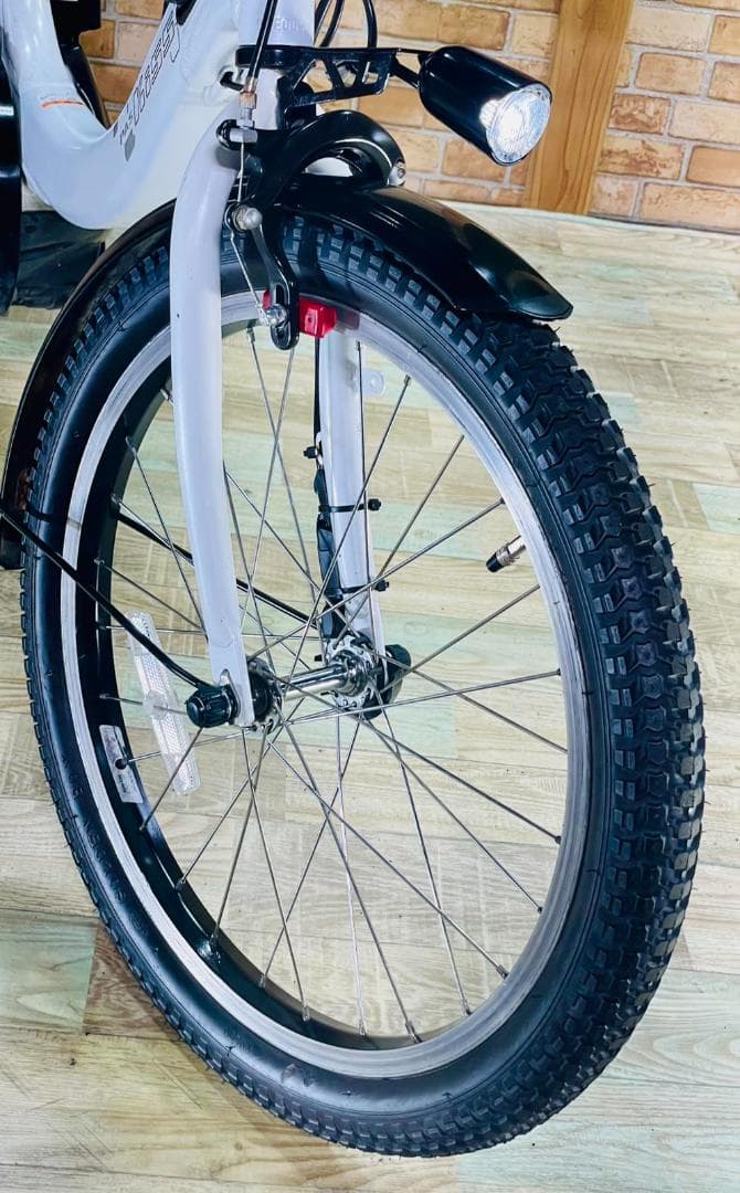 大人気 No１モデル ホワイト系 ヤマハ 子供乗せ電動アシスト自転車 H2880