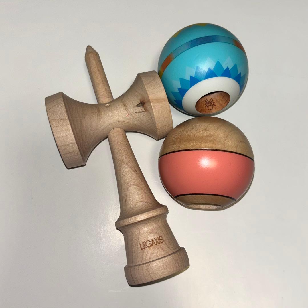 LEGASISxSOLコラボ&ソルスイーツクッション玉3点セット　けん玉