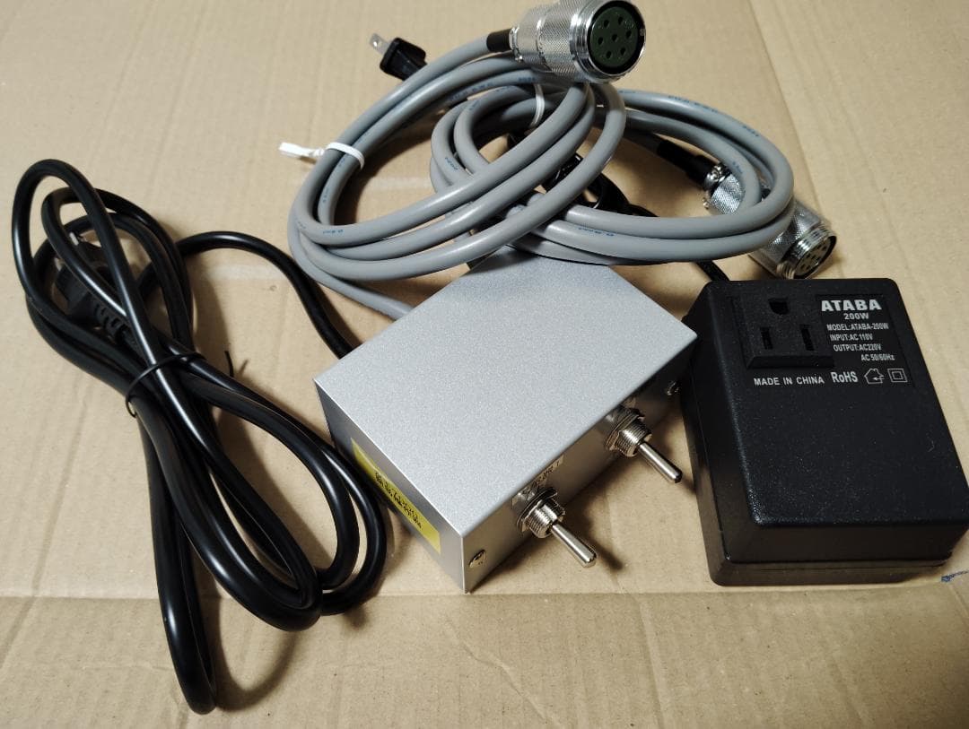 京王7000系用操作スイッチ(簡易指令器)2個口&200V昇圧器セット E01M