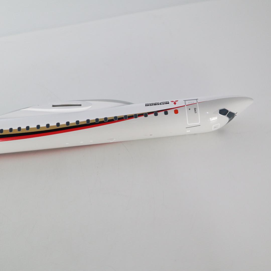 三菱航空機　MRJ90　1:100 スケール　JA21MJ