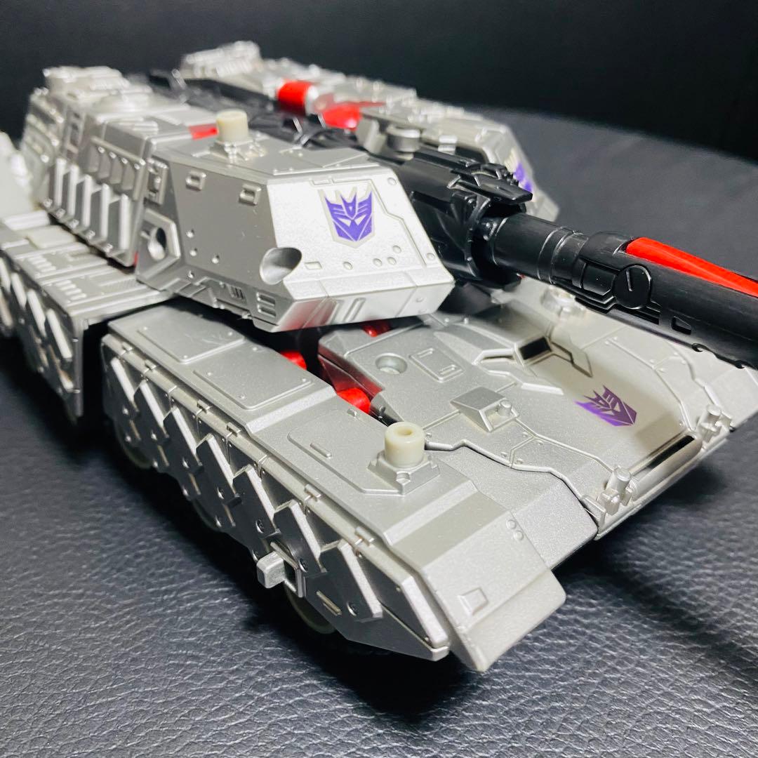 海外版 ハズブロ トランスフォーマー リーダークラス メガトロン