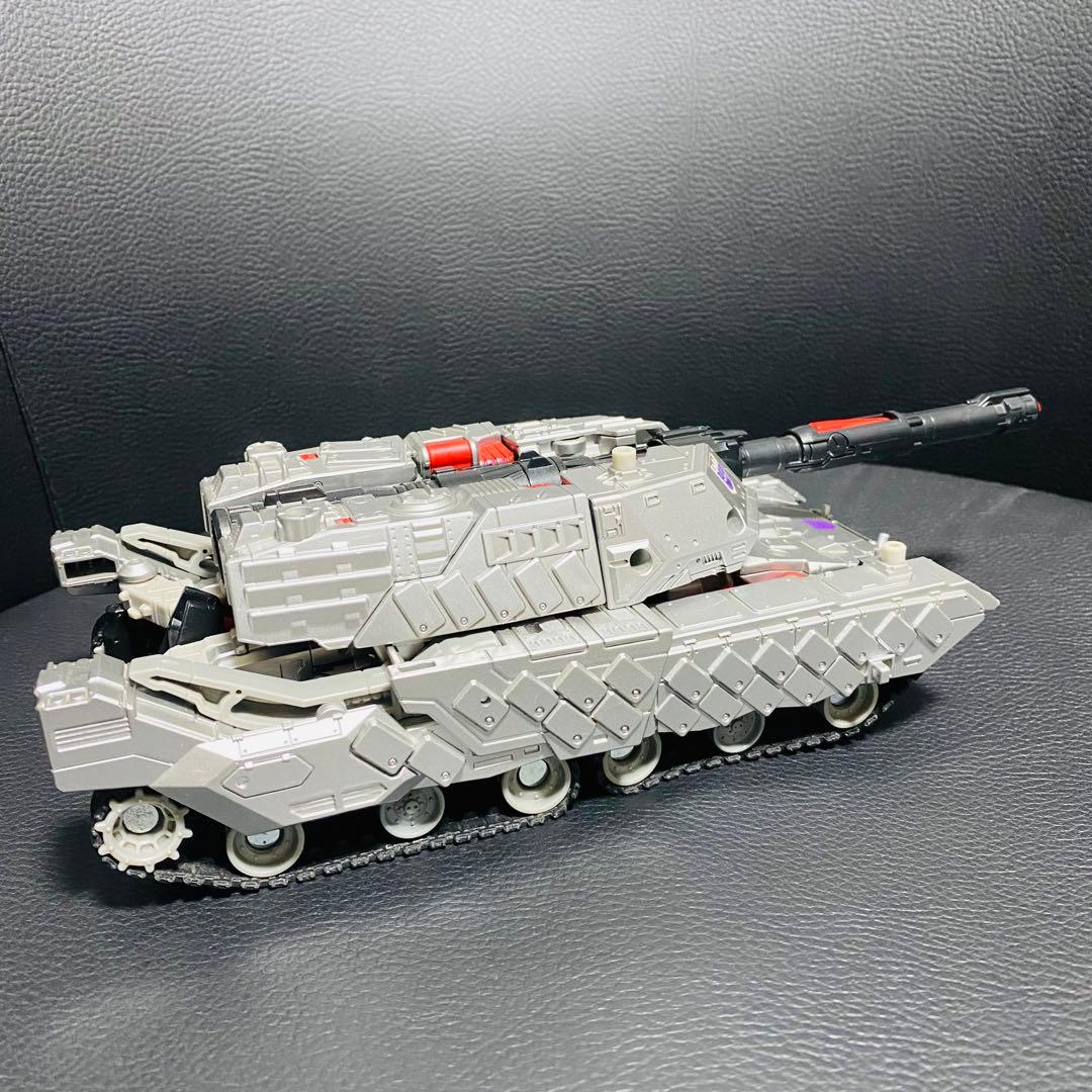 海外版 ハズブロ トランスフォーマー リーダークラス メガトロン