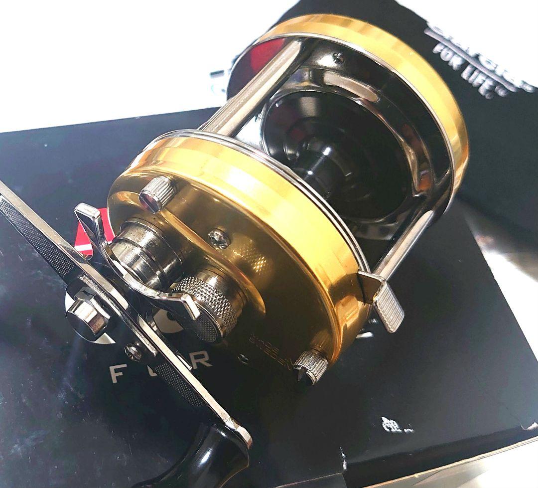 ☆【極美品】アブガルシア/アンバサダー5501CS ロケット(シャンパン)