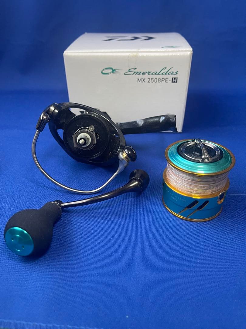 ダイワ エメラルダス MX 2508PE-H 17年モデル エギングリール 中古