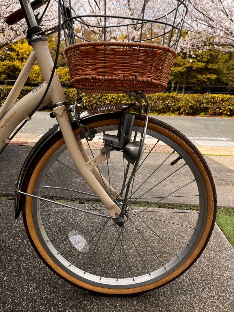 【Ki※】アサヒサイクル　女の子　クリーム色 20インチ 前カゴ付き