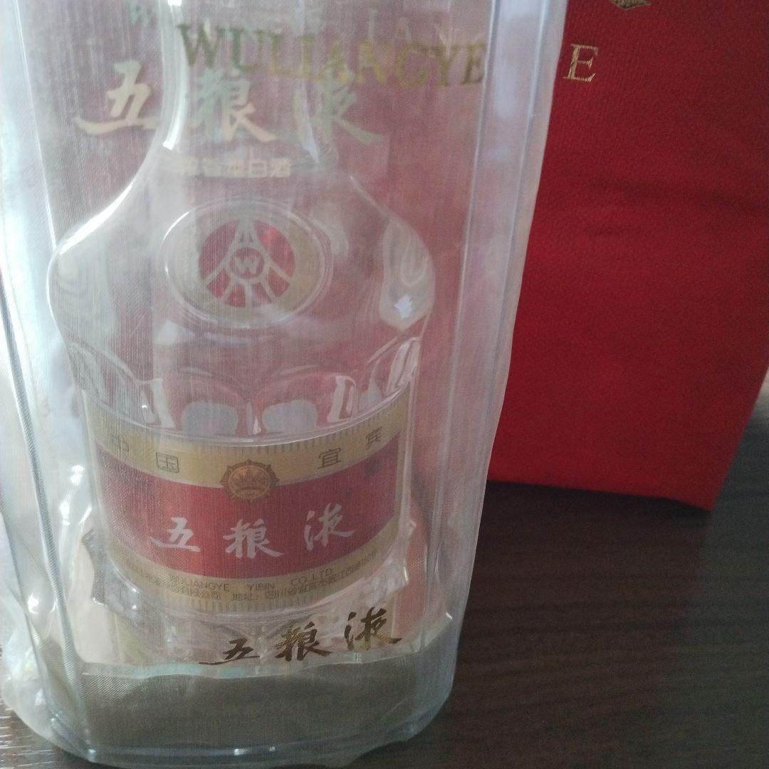 白酒　五狼液　WU LIANG YE 500ml 五粮液 52%