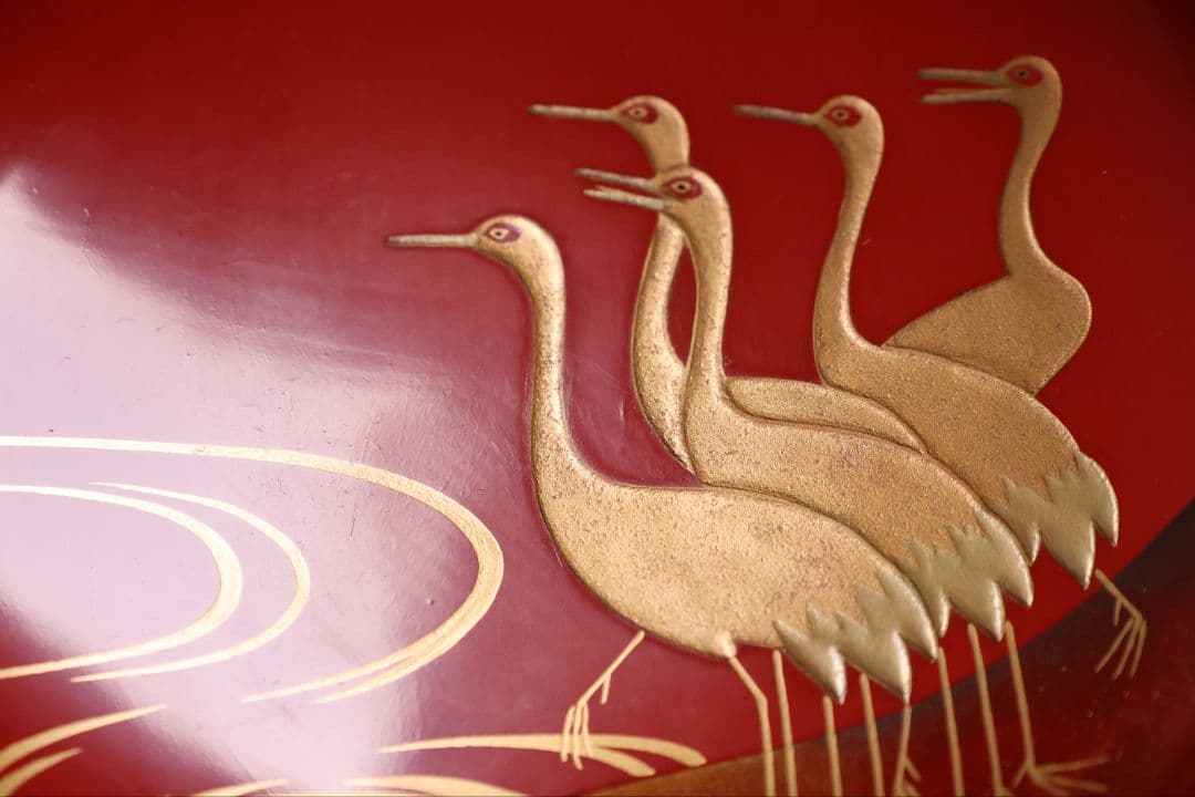 【CM374】時代木製漆器 光琳写 金蒔絵 群鶴図 朱塗 引盃 五客 小皿 杯