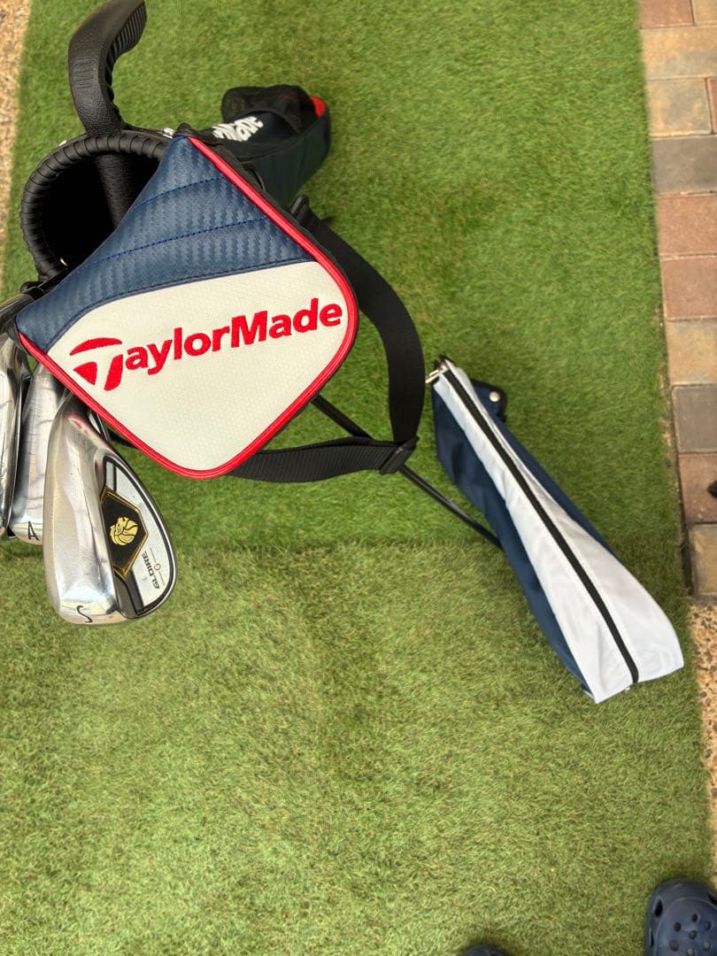 【新品未使用】TaylorMade スタンドキャディバッグ