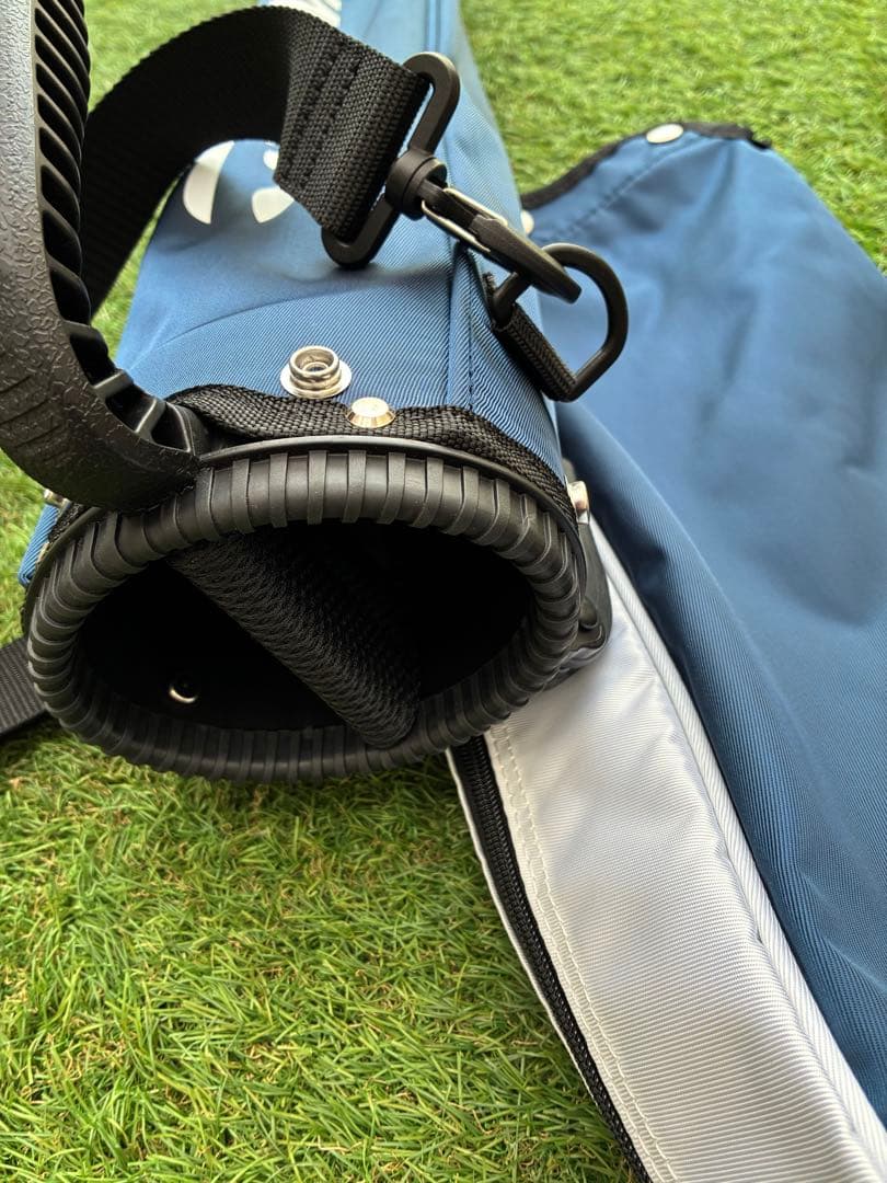 【新品未使用】TaylorMade スタンドキャディバッグ