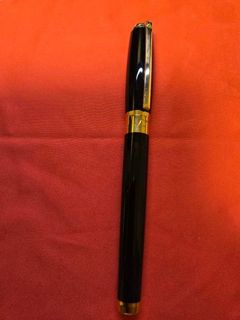 S.T. Dupont 万年筆 　ラインD　ブラックラッカー