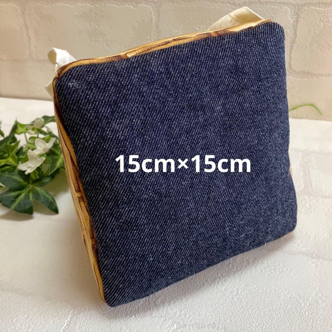 モモンガポーチ　ティピーカゴ