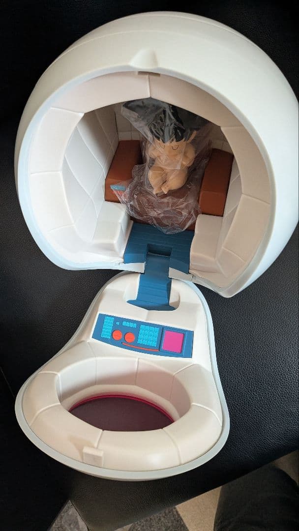 ドラゴンボール 丸型宇宙船、悟空＆神龍　 フィギュアセット