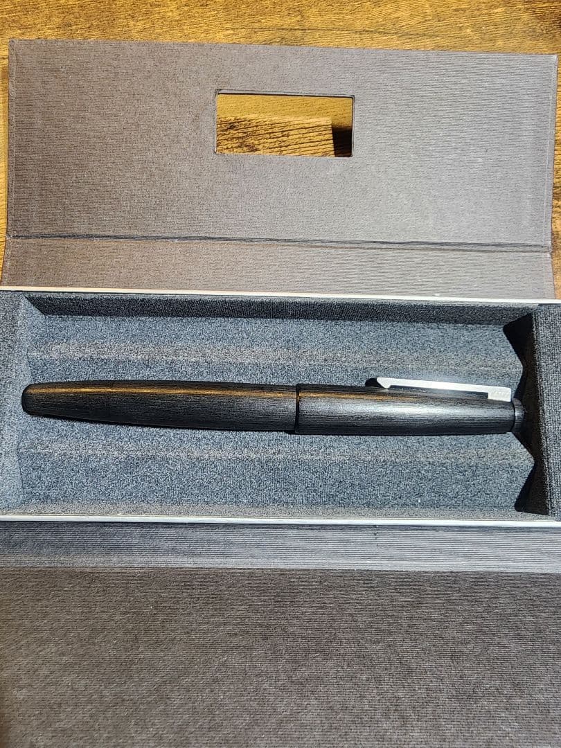 LAMY2000 万年筆 F 細字